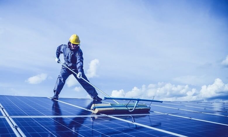 cleaning solar systems